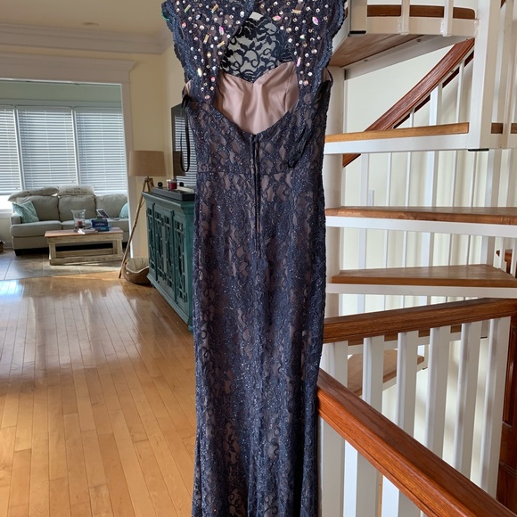Prom dress - Picture 3 of 4